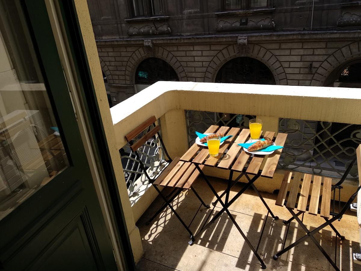 Christoph'S Central Apartment Budapeste Exterior foto