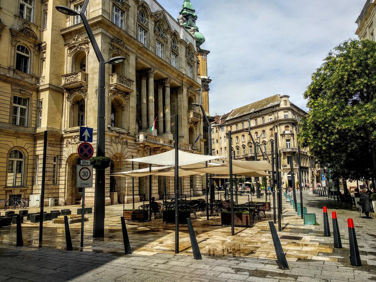 Christoph'S Central Apartment Budapeste Exterior foto